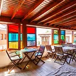 Konukevi Amazon Petite Palace