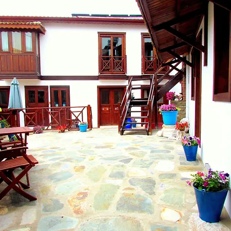 Amazon Petite Palace 4* سلجوك