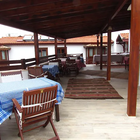 بيت ضيافة Amazon Petite Palace 4*