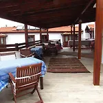 Гостевой дом Amazon Petite Palace 4*