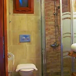 Гостевой дом Amazon Petite Palace