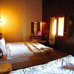 בית הארחה Amazon Petite Palace סלצ'וק