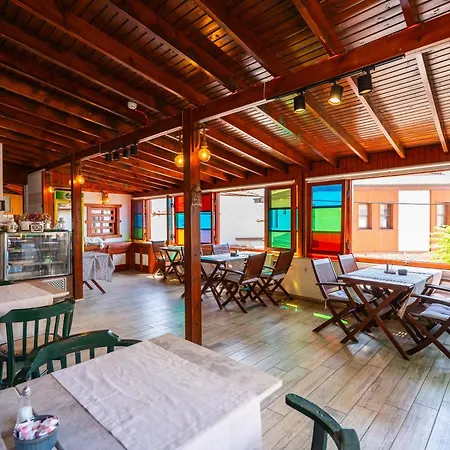 Amazon Petite Guest house