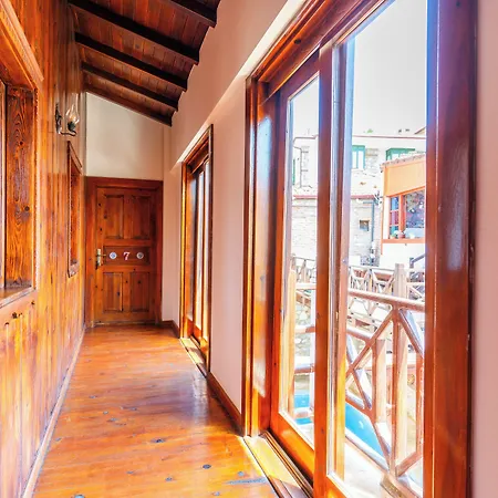 Guest house Amazon Petite 4*