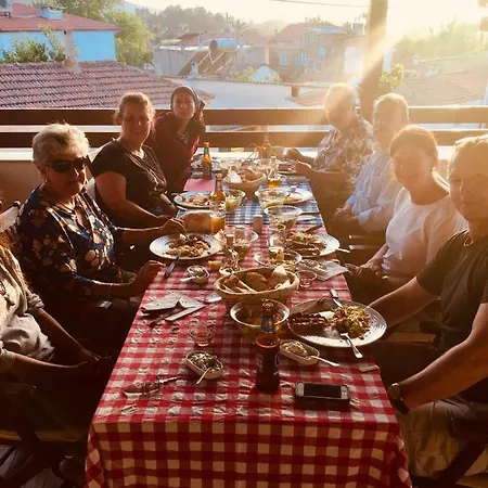 Amazon Petite Palace Maison d'hôtes