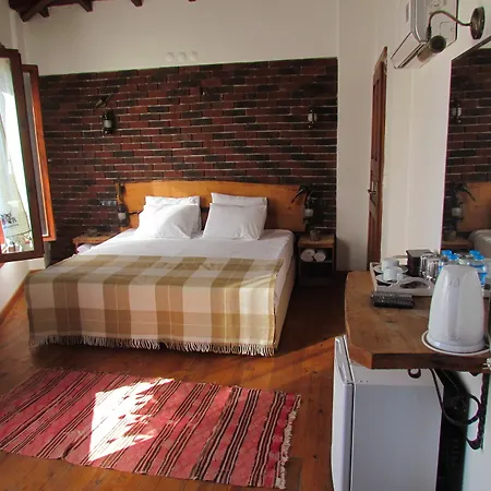 Amazon Petite Palace Гостевой дом
