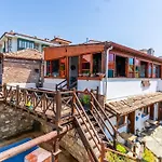 بيت ضيافة Amazon Petite Palace سلجوك